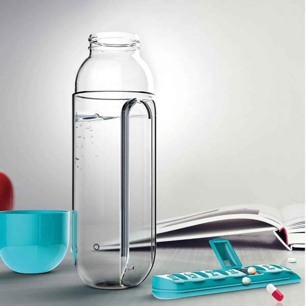 1704482037Botella-De-Agua-600ml-Pastillero-Organizador-Semanal-4 1704482037Botella-De-Agua-600ml-Pastillero-Organizador-Semanal-4